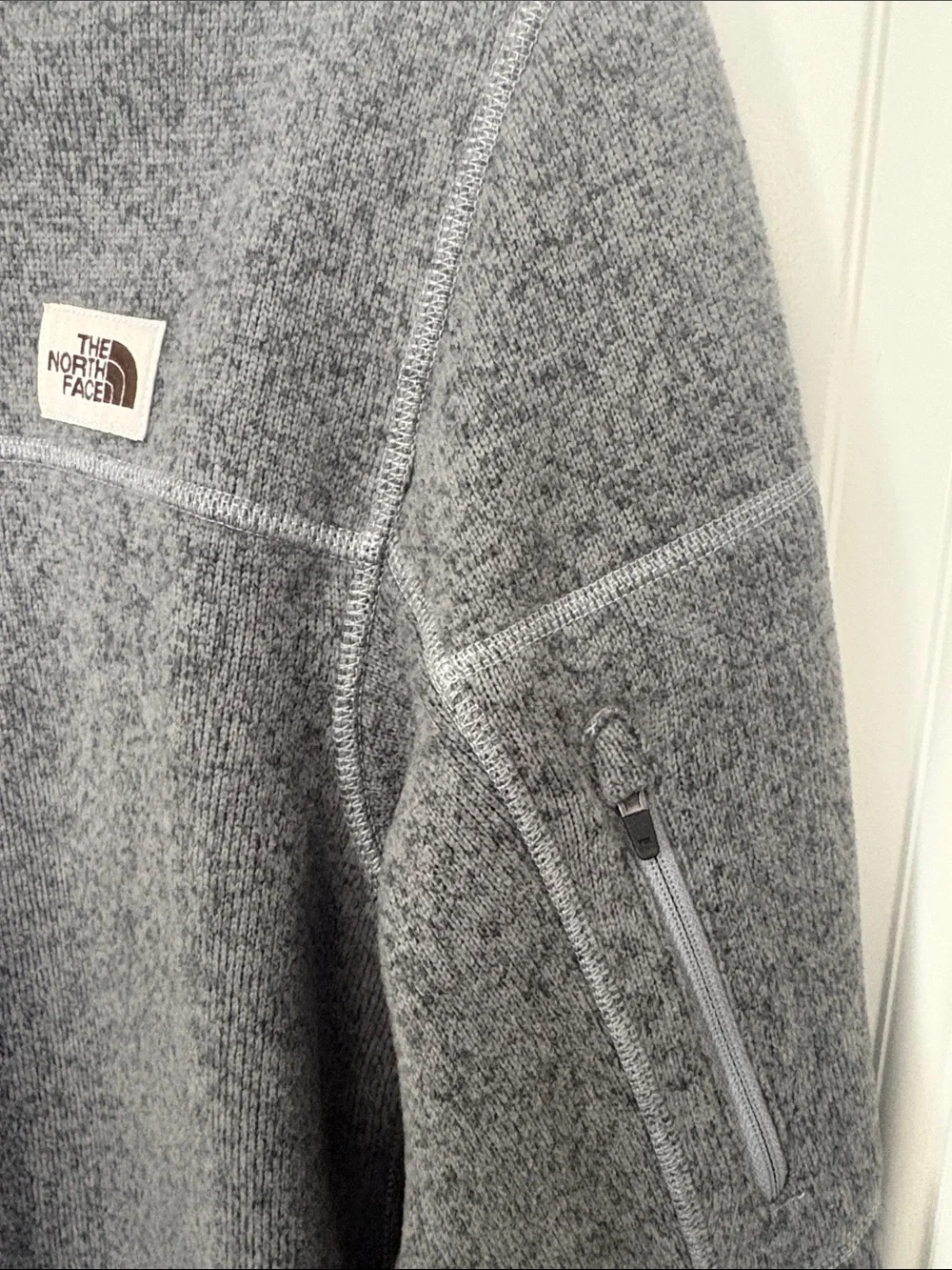 The North Face Men’s Gray Quarter-Zip Fleece Pullover